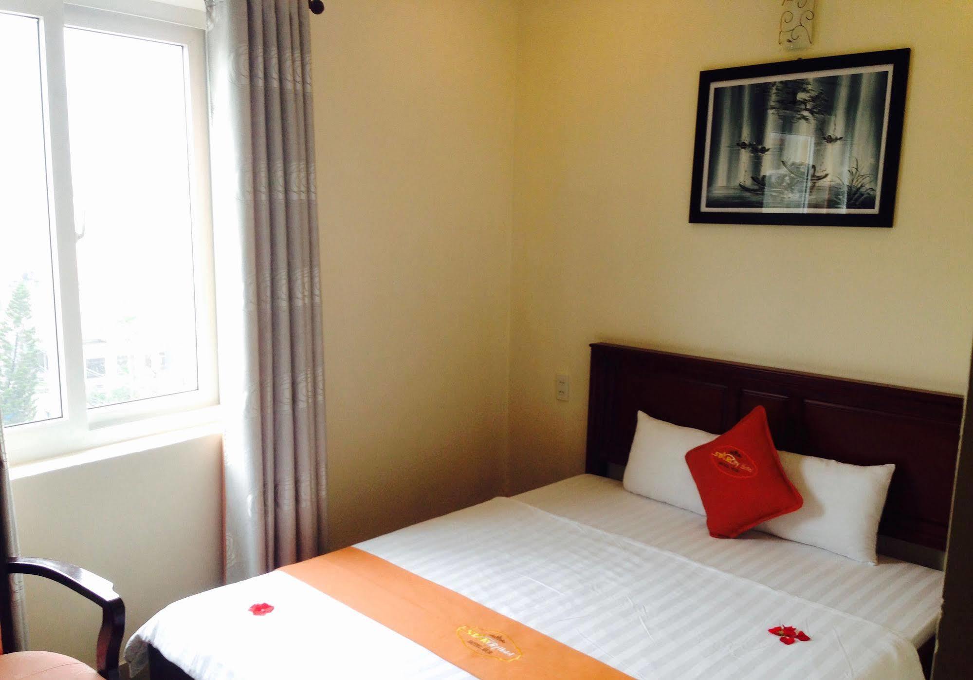 Golden Star Hotel Хюэ Экстерьер фото